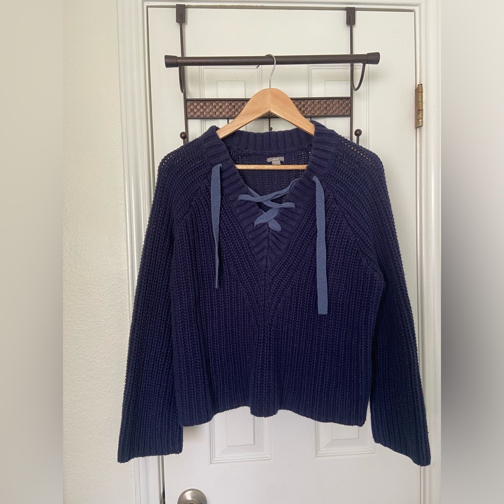 Aerie Chunky Knot Navy V Neck Tie Up Cozy Sweater - Large